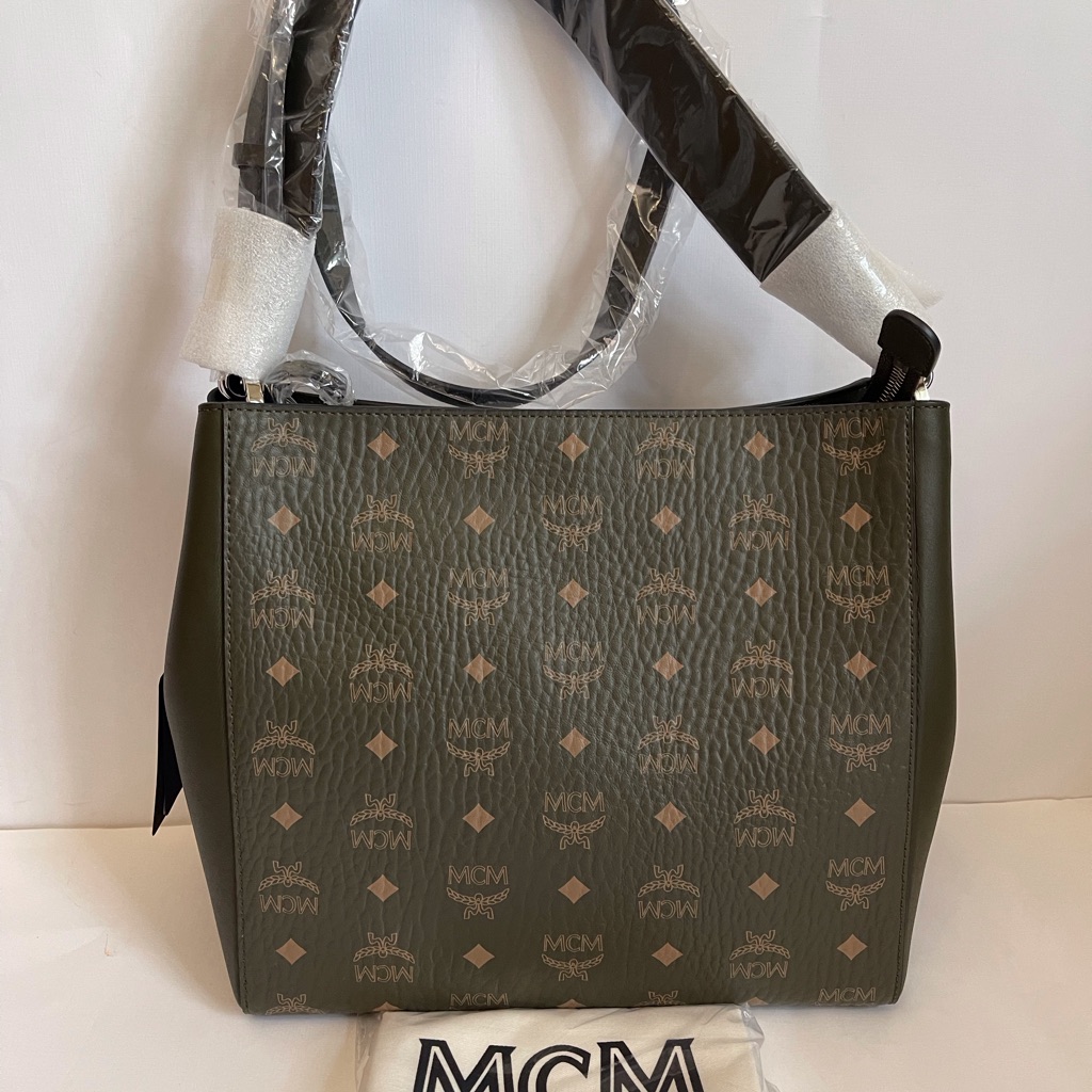 Nwt!!Mcm Medium Aren Vi Leather Hobo Shoulder Crossbody Handbag Sea Turtle